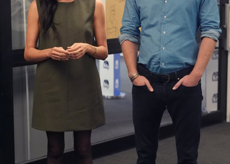 Meghan y Harry visitan un programa de participación en salud mental durante su gira por Australia