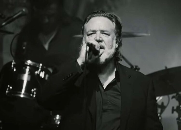 La diversión de hoy te la trae la nueva canción de Russell Crowe, "The Beast In Me".
