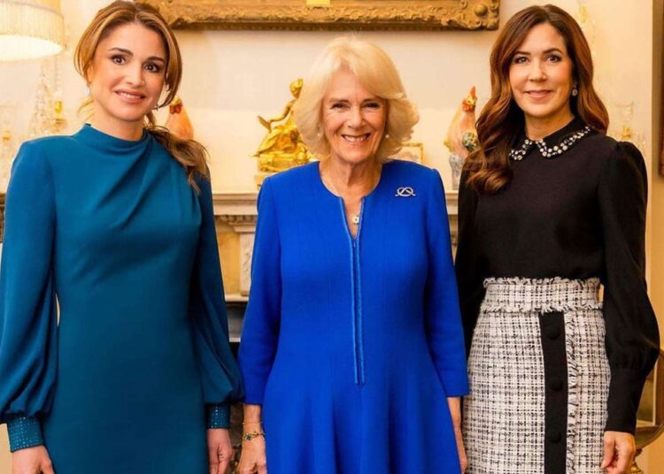 La familia real comparte el sincero mensaje de la reina después de una pérdida devastadora