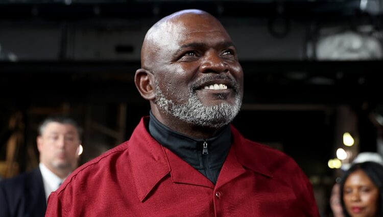 La leyenda de la NFL Lawrence Taylor hospitalizada en medio de una emergencia médica | Lorenzo Taylor | Noticias y chismes de celebridades | Entretenimiento, fotos y vídeos