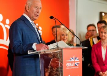 La organización benéfica del rey Carlos III celebra 50 años ayudando a los jóvenes a encontrar trabajo con una gala en Nueva York