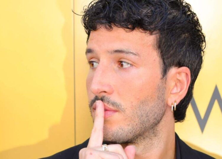 La reacción de Sebastián Yatra cuando le preguntan por la fidelidad en el amor: "Prefiero no abrir la boca"