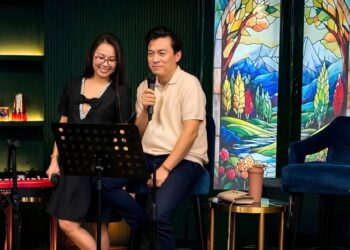 Lam Trường nhớ kỷ niệm lần đầu song ca với Cẩm Ly 30 năm trước - Ảnh 1.