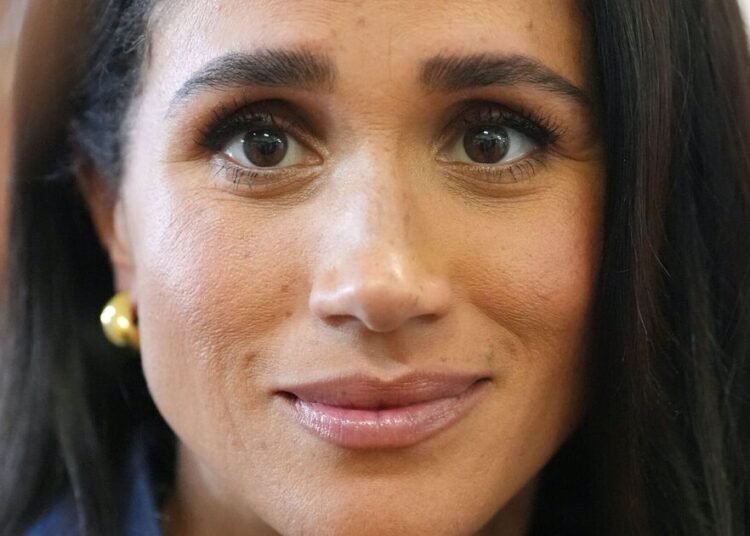 Meghan Markle 'cruzó la línea' en la gira por Australia mientras el palacio estaba 'preocupado' por la vestimenta | Real | Noticias