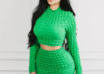 Jailyne Ojeda is an influencer from Phoenix in "La Casa de los Famosos."