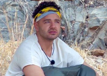 Adam Thomas aparece actualmente en I'm A Celebrity