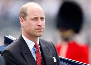 Una fuente real de alto rango dice que el príncipe William planea tomar el poder mientras el rey Carlos está fuera del país