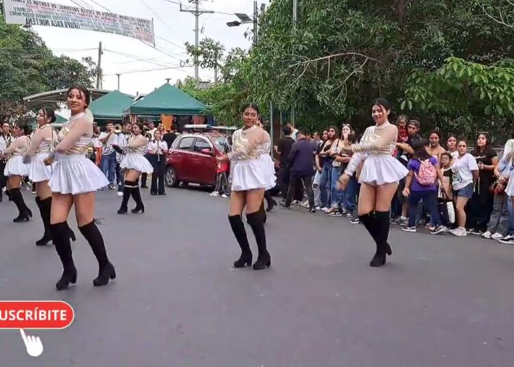 🎺 ESPECTÁCULO IMPERDIBLE 💃 Cachiporristas de la Banda El Rosario en acción