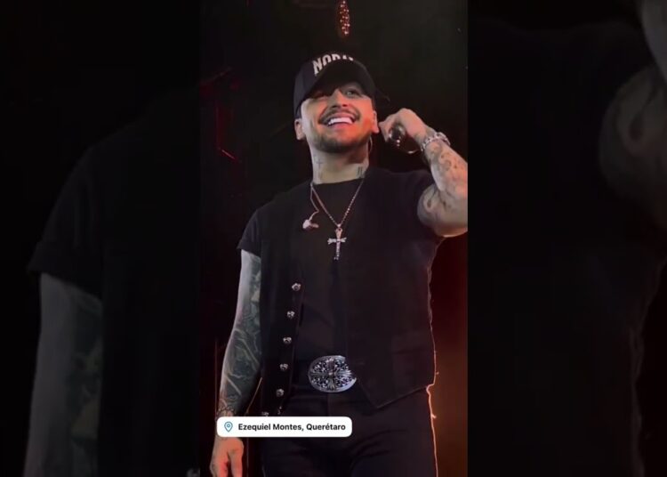 CHRISTIAN NODAL LLEGA CON ANGELA A HERMOSILLO SONORA #angelaaguilar #christiannodal #nodal