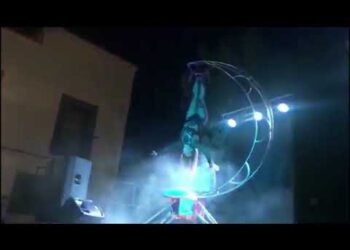 ESPECTACULO SKARAMAKAY, EL ESPECTACUL