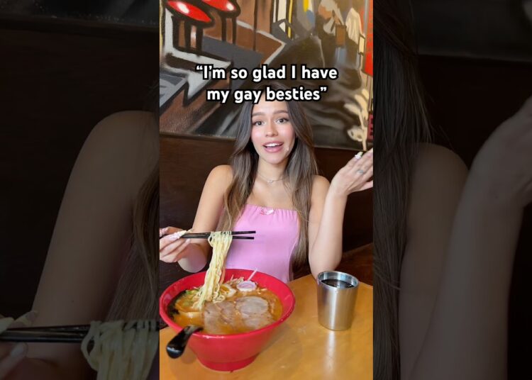 them as soon as they hear gossip 🏃🏃💨 #shorts #chloemarquez #relatable