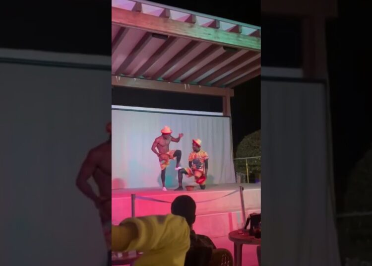 Hats juggling #virals #españa #cambrils #espectaculo