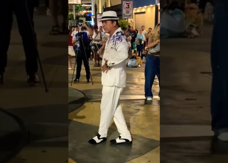 Wow El Catrin Demostrando Que Es El Único Con Puro Sabor💯🕺🎼🎶🎵 #show #baile #viral #Short