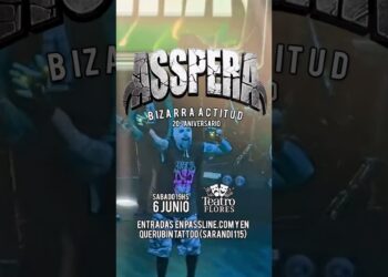 Asspera en Teatro Flores. Festejamos 20 años de Bizarra actitud de seguir con vida. #asspera