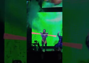 Katy Perry’s Futuristic London Show #shorts