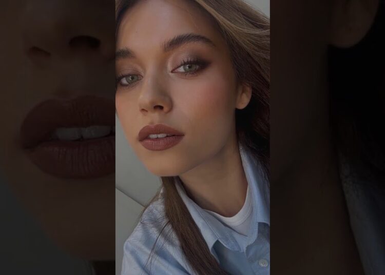 El secreto de Afra Saraçoğlu y Mert Ramazan Demir en el set de grabación 🤫
