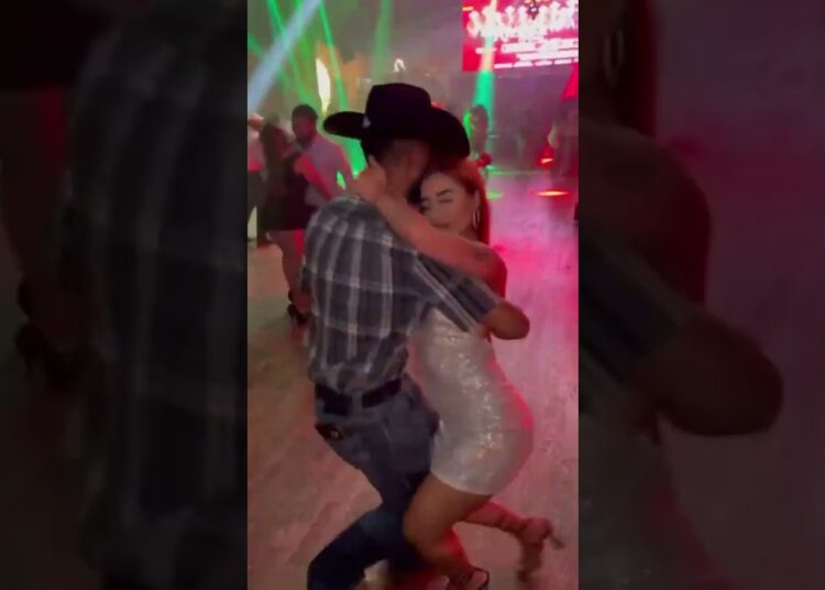 #musica #huapangosperros #regionalmexicano #chihuahua #bailes #bailesderancho #romance