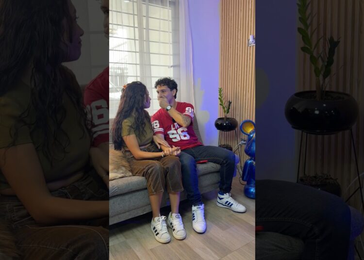 Que buenos que son los chismes en pareja 😅 #parati #enamorados #relacionsana #amor #parejas