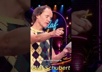 😂 Olaf Schubert – Trockener Humor, der sofort zündet!#olafschubert#comedyshorts #humour 16