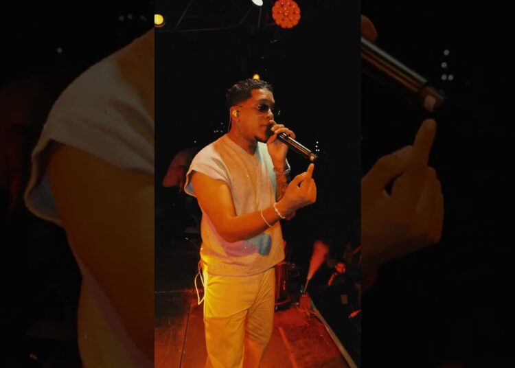 Si una vez dije que te amaba hoy me arrepiento…. #luisterlavoz #musica