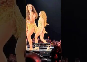 ¡Nadie esperaba este dúo! Shakira y Anitta rompen el escenario 🔥 #Shakira #Shorts