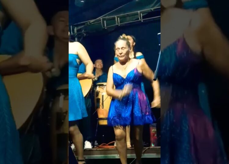 Wow Yajaira De Mostrando Sus Pasos Prohibidos❤💃🎼🎶🎵#show #baile #viral #Short