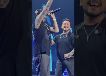 ¿Se los restriega a Cazzu? Nodal logra tremendo lleno total en su show en guadalajara.