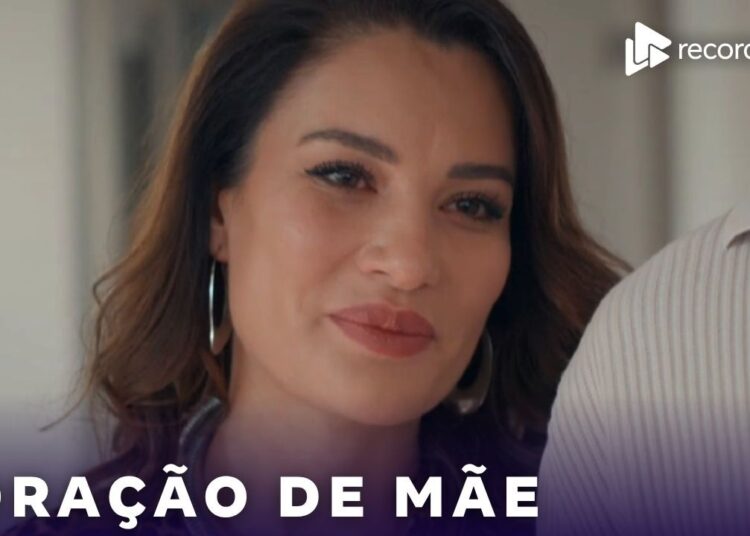 Karsu descobre que Reha e Hande são os novos vizinhos | Disponível RecordPlus