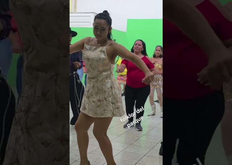#musica #cumbia #tropical #baile #seguimi