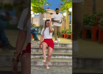 Desceu a escada #dance #musica