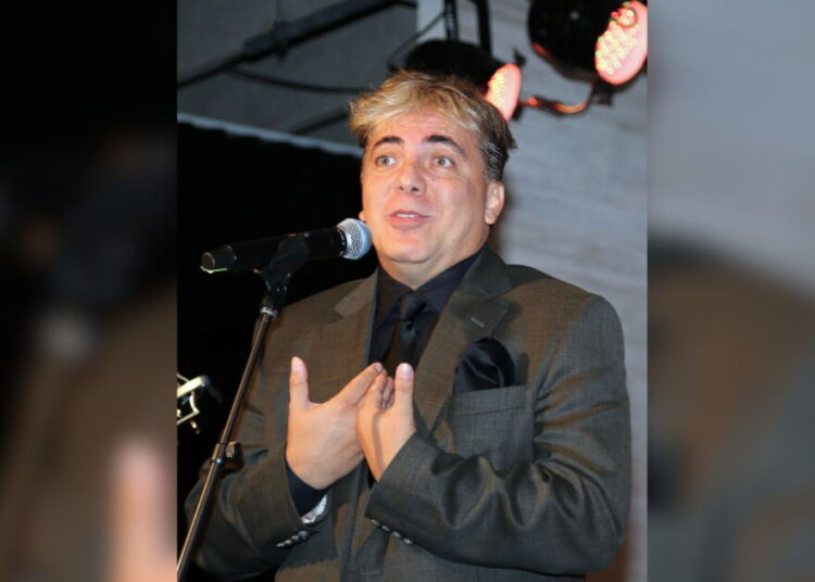 Alejandra Ávalos revela que Cristian Castro la invitó a dormir juntos en el mismo cuarto