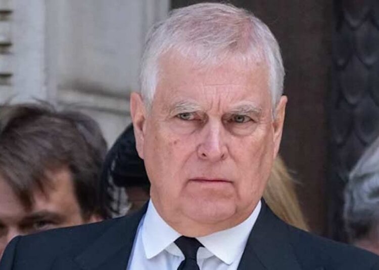 Andrew, avergonzado, prefirió países 'sofisticados' para las giras reales
