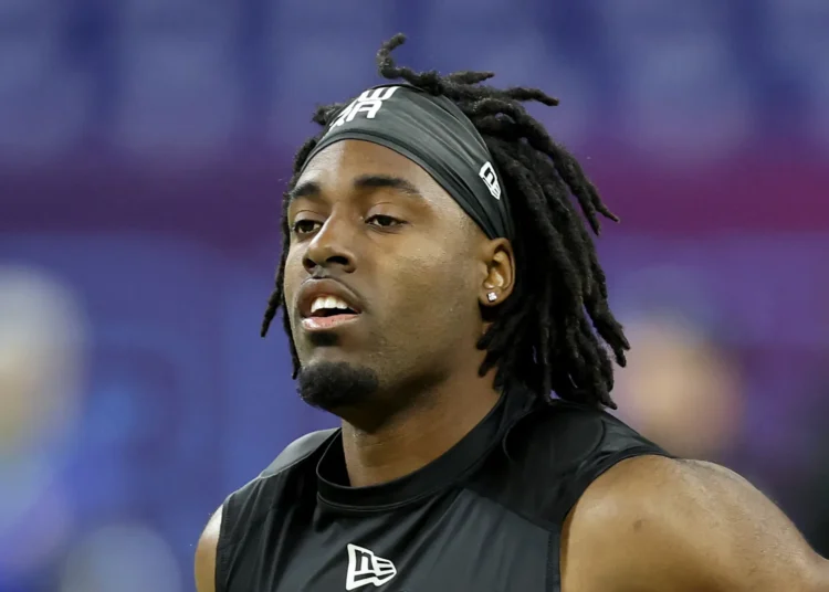Jalen Royals de los Jefes de Kansas City.