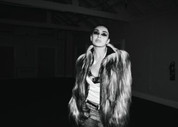 Charli xcx regresa con su nuevo tema 'Rock Music' • Noticias • Revista DIY