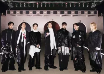 BTS dio inicio a su gira mundial Arirang sin importar la fuerte lluvia que cayó en Goyang, Corea del Sur