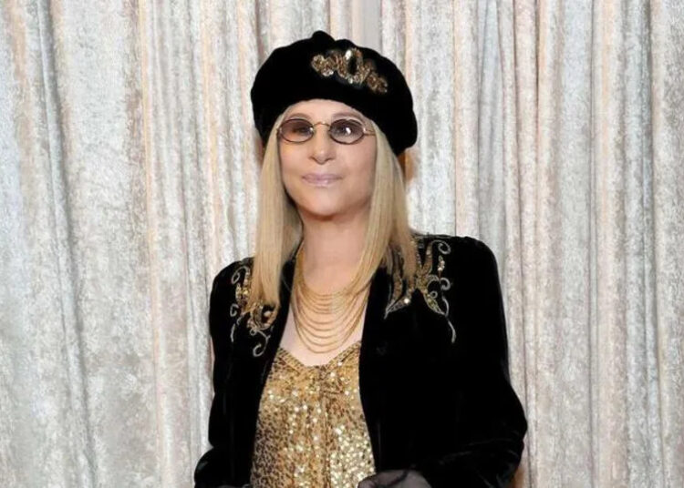 Streisand se saltó el festival de cine por consejo de sus médicos.Mega