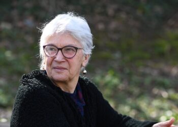 «El canto no ha sido profesional en mi caso, he tenido que meterme esa idea en la cabeza»