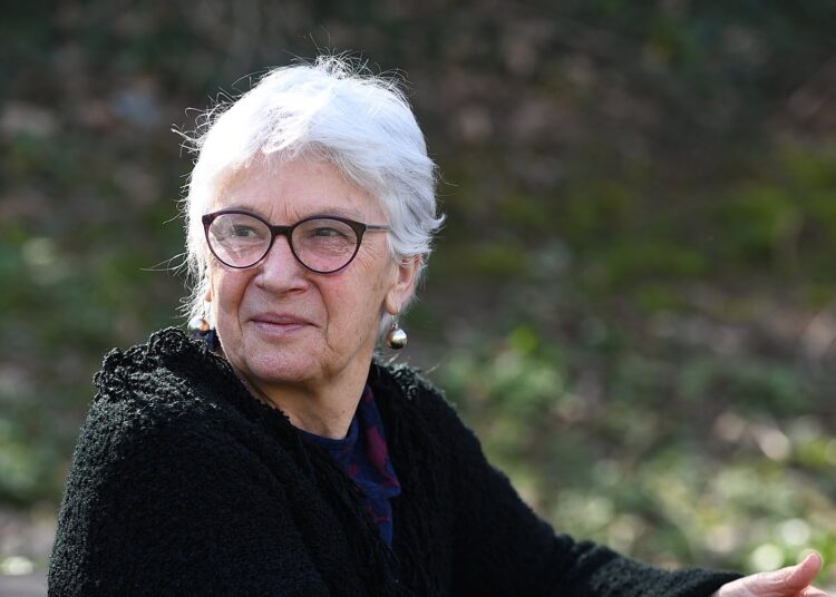 «El canto no ha sido profesional en mi caso, he tenido que meterme esa idea en la cabeza»
