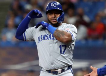 El ex toletero de los Royals acaba de resurgir en la MLB con los Cardinals rivales de manera ruidosa