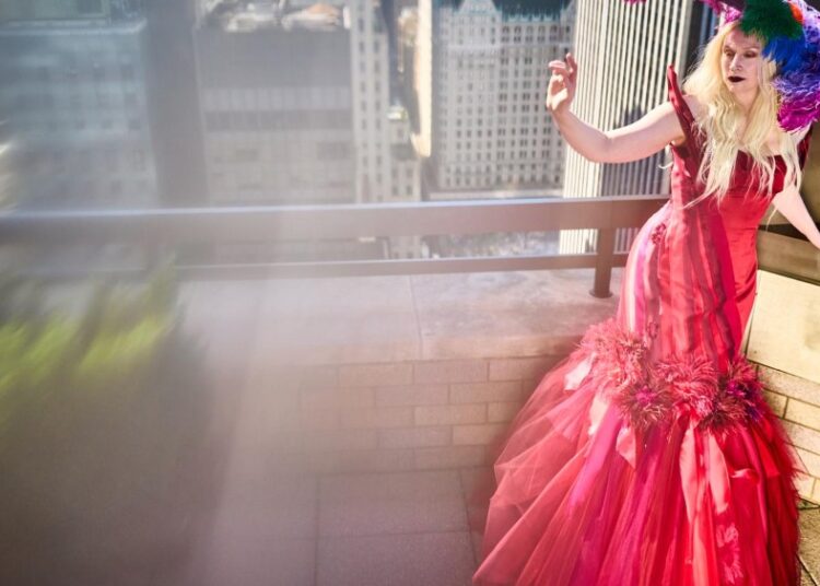 Gwendoline Christie en Giles Deacon: preparándose para la Met Gala 2026