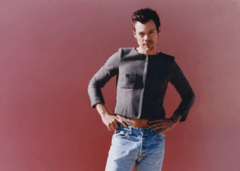 Harry Styles comparte el atrevido adelanto del vídeo musical 'Dance No More'
