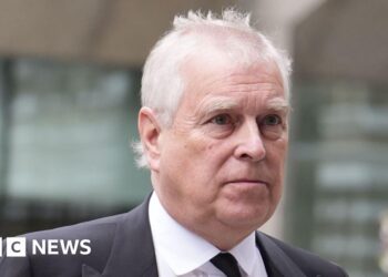 Hombre acusado de amenazar a un miembro de la familia real cerca de la finca Sandringham