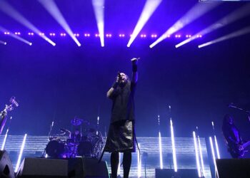 Korn trabaja en 40 canciones para su decimoquinto álbum con una nueva sección de ritmo