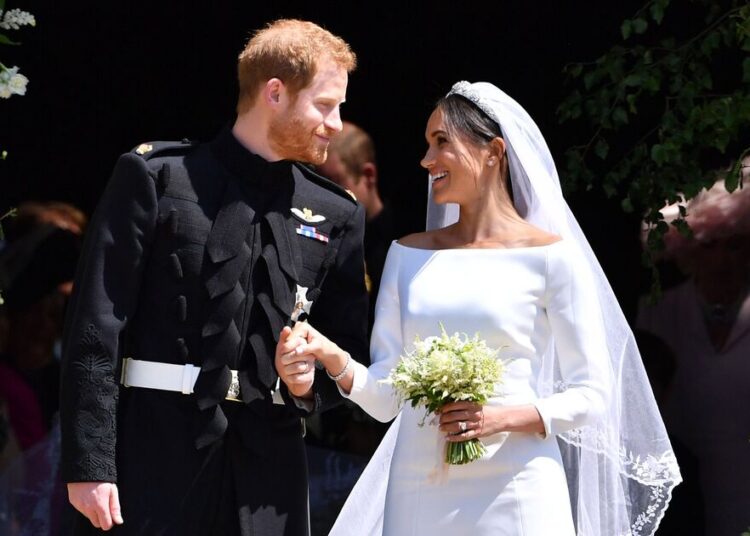 La bomba de la 'boda secreta' de Meghan y Harry que recibió una reprimenda de 7 palabras | Real | Noticias