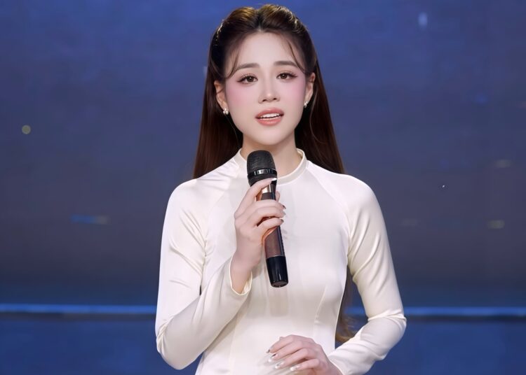 La cantante de boleros Mai Diễm My: "Canto desde las experiencias genuinas de mi corazón".