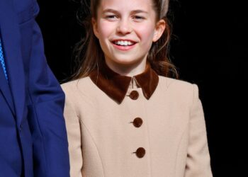 La foto del cumpleaños número 11 de la princesa Charlotte se parece a Kate Middleton