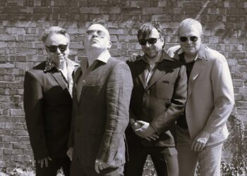 La legendaria banda de punk de Oxford de los 90 regresa con su primer lanzamiento musical nuevo en 25 años
