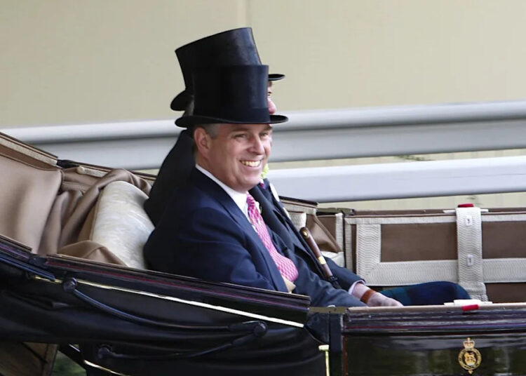Andrew Mountbatten-Windsor supuestamente se comportó de manera inapropiada con una mujer en Royal Ascot en 2002 ((Sean Dempsey/PA))