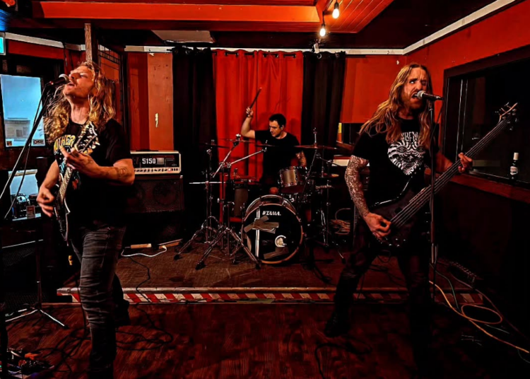 Lunes de música nueva: Fuzzpeddler explora la psicodelia y la ciencia ficción en dos éxitos del heavy metal