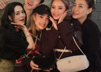 Mani con grandes nombres de EEG; Gemelos, Joey Yung y Kenny Kwan